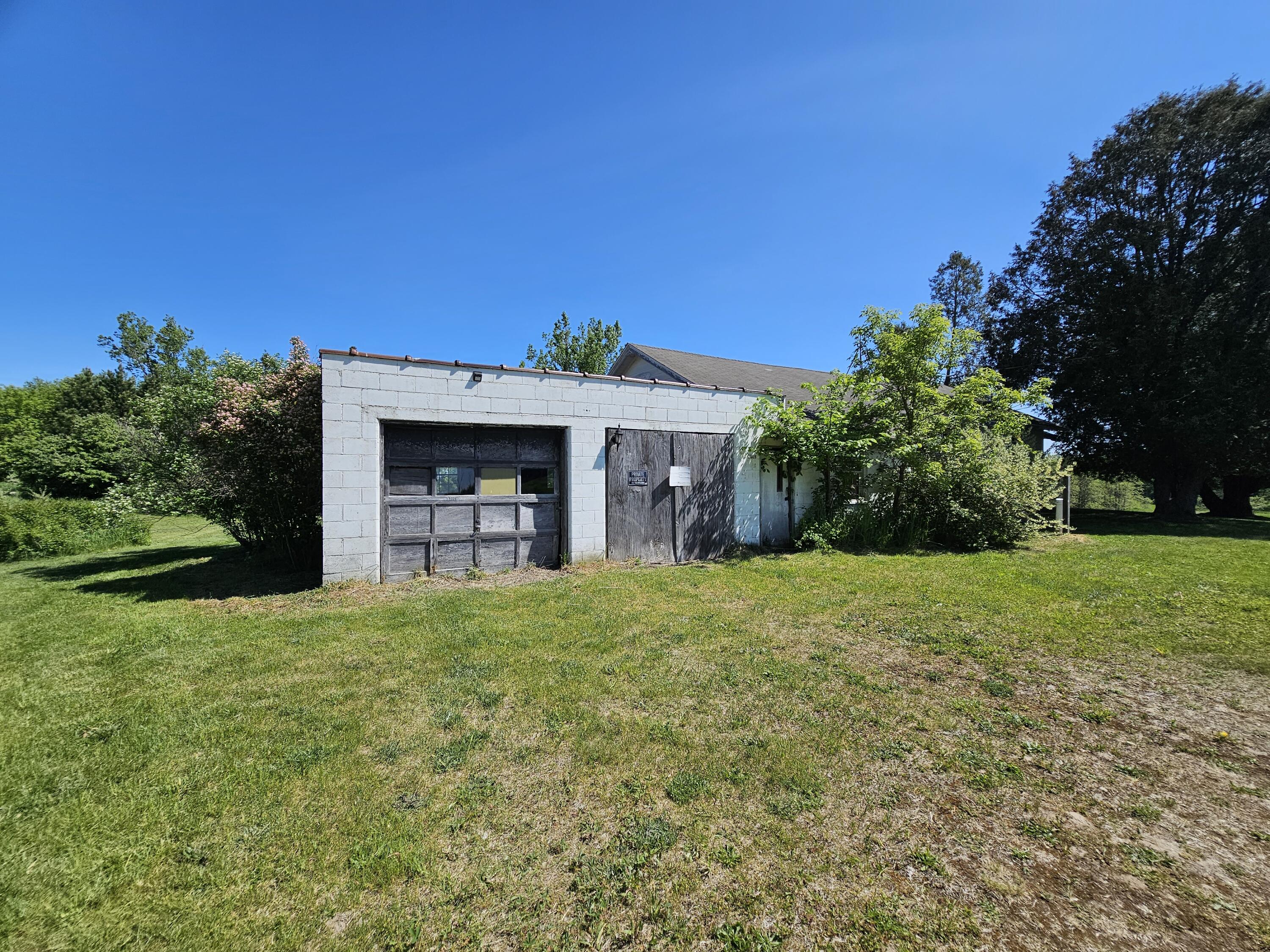 21028 2 Mile Road Reed City, MI 49677 - Photo 4 of 7 20230526_111848