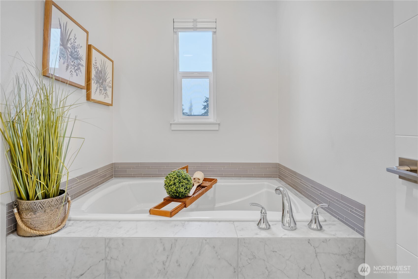 7032 119th Way Northeast, Unit A Kirkland, WA 98033 - Photo 21 of 40