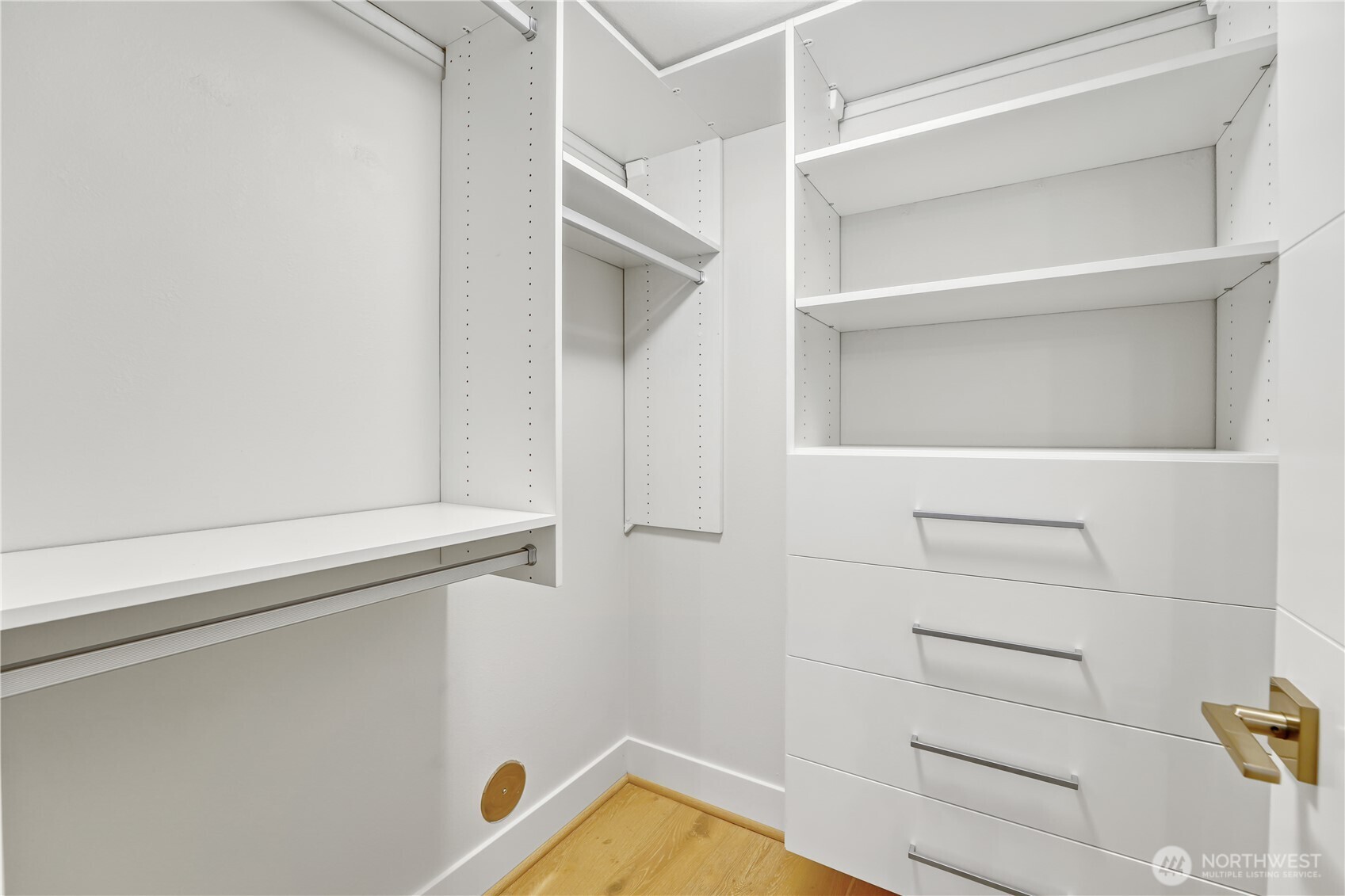 7032 119th Way Northeast, Unit A Kirkland, WA 98033 - Photo 31 of 40