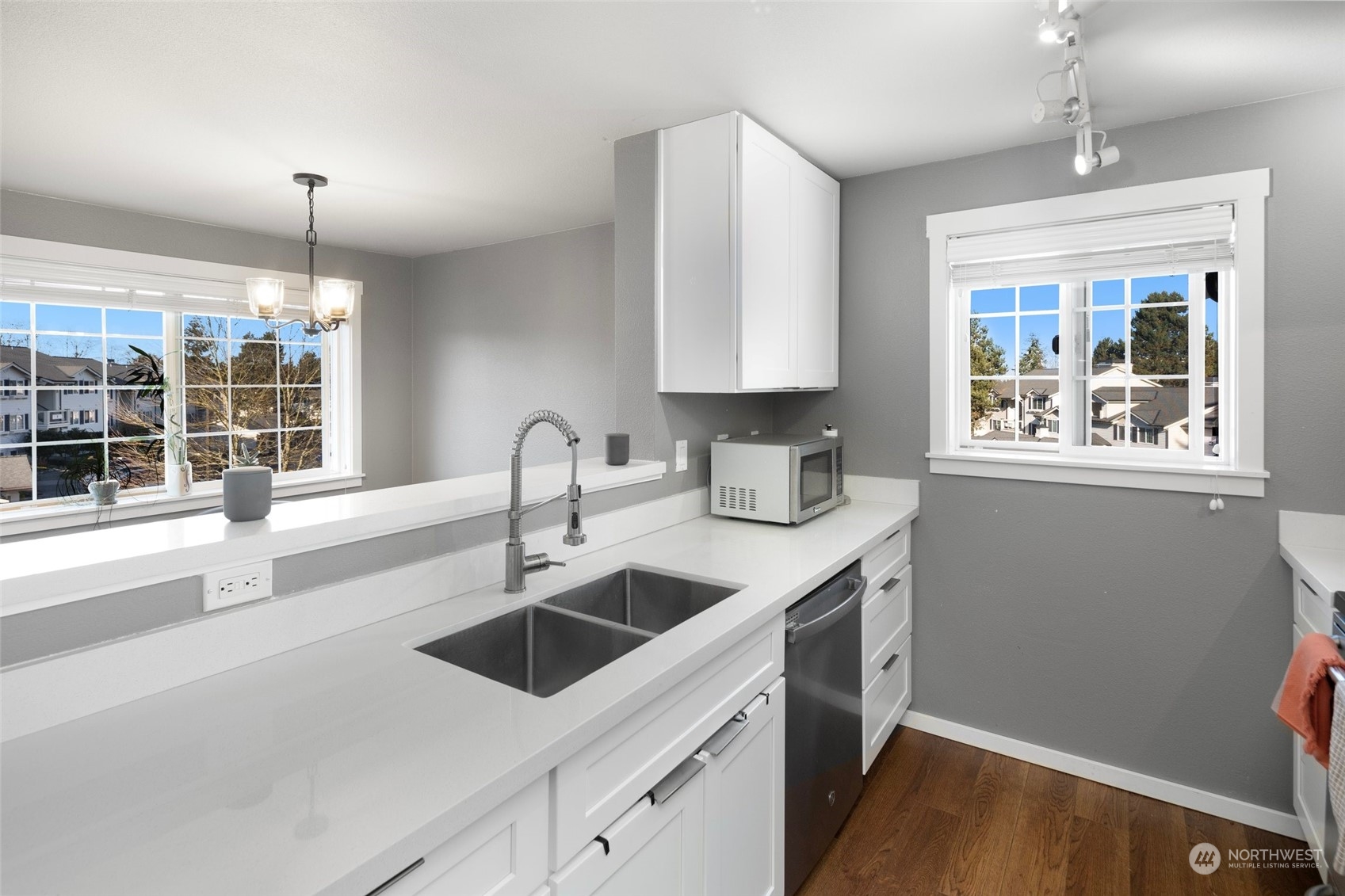 12404 East Gibson Road, Unit H306 Everett, WA 98204 - Photo 7 of 34 Gallery Image 7