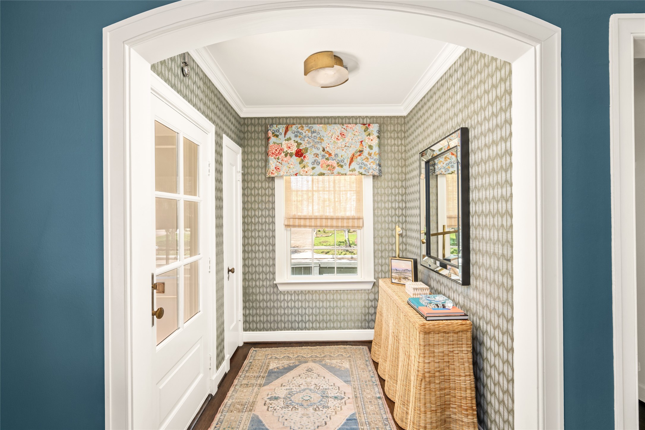 3784 Ingold Street Houston, TX 77005 - Photo 4 of 50 Entry way with custom window adornments and wallpaper.