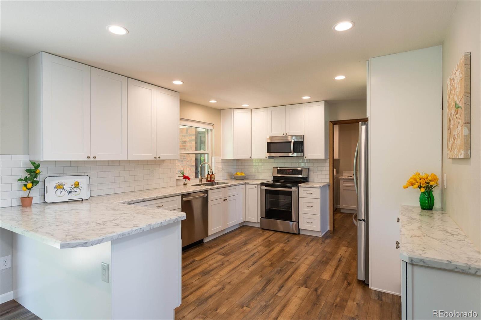 10170 West Center Avenue Lakewood, CO 80226 - Photo 14 of 35