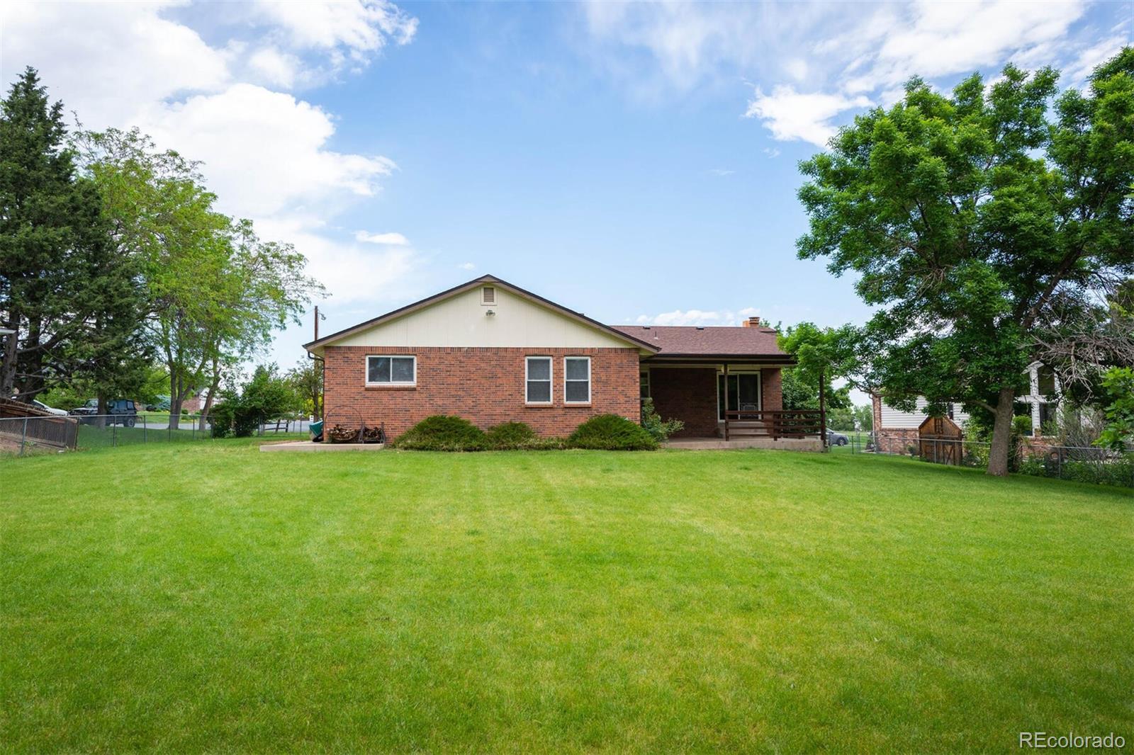 10170 West Center Avenue Lakewood, CO 80226 - Photo 2 of 35