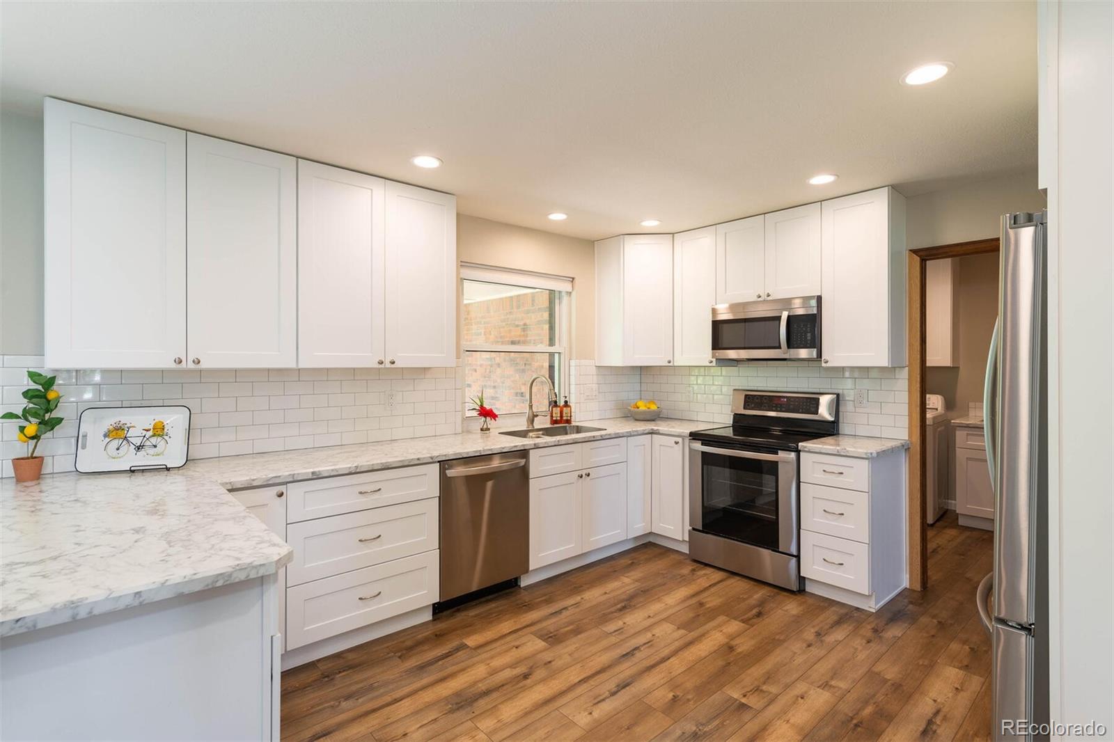 10170 West Center Avenue Lakewood, CO 80226 - Photo 10 of 35