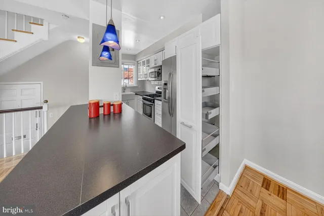 $419,000 | 1103 Beverley Drive, Alexandria, VA 22302