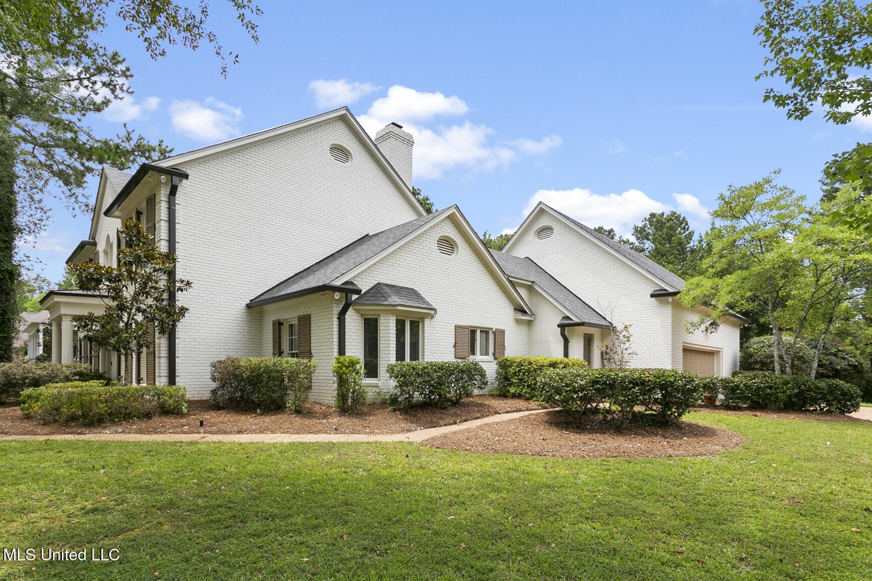 2438 Culleywood Road Jackson, MS 39211 - Photo 4 of 41 2438 Culleywood final-4