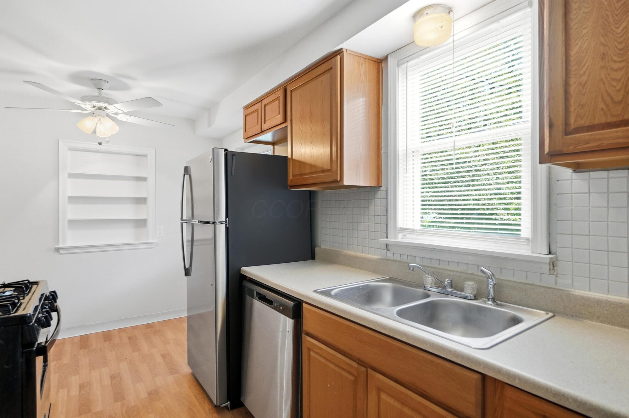 1754 Kenny Road Columbus, OH 43212 - Photo 13 of 57