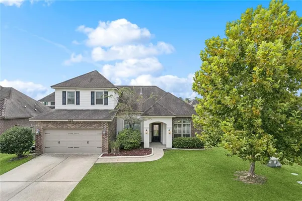 $385,000 | 826 Capistrano Court, Covington, LA 70433