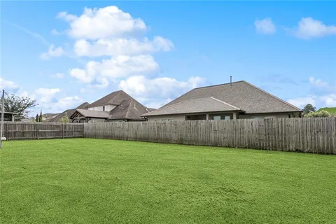 $385,000 | 826 Capistrano Court, Covington, LA 70433