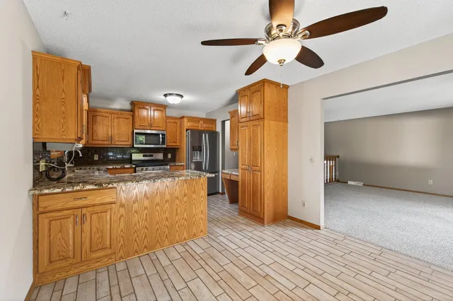 $389,900 | 7101 120th Avenue, Champlin, MN 55316