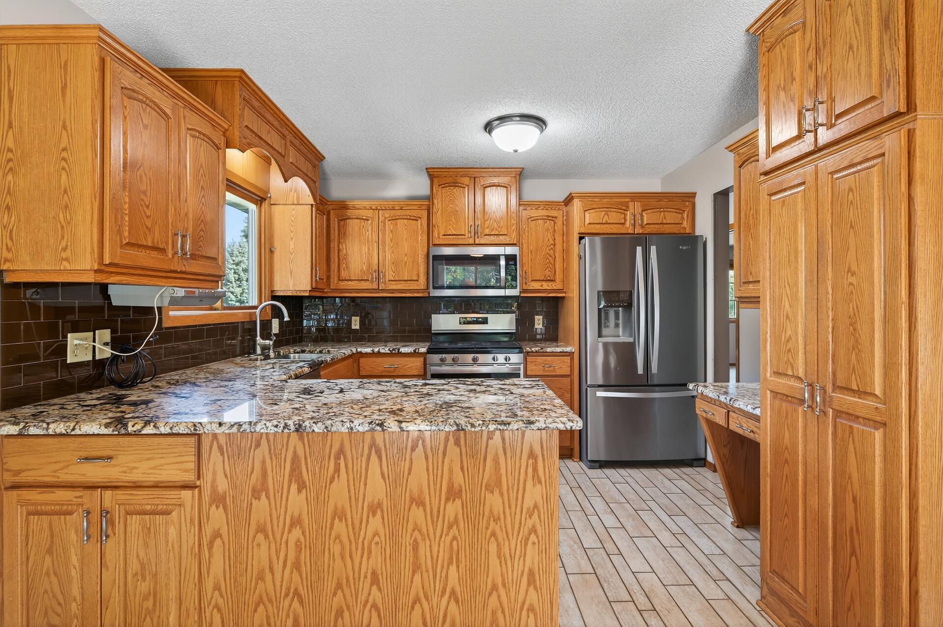 7101 120th Avenue Champlin, MN 55316 - Photo 7 of 46