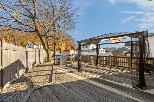 $599,000 | 27 Ferncliff Avenue, North Providence, RI 02911