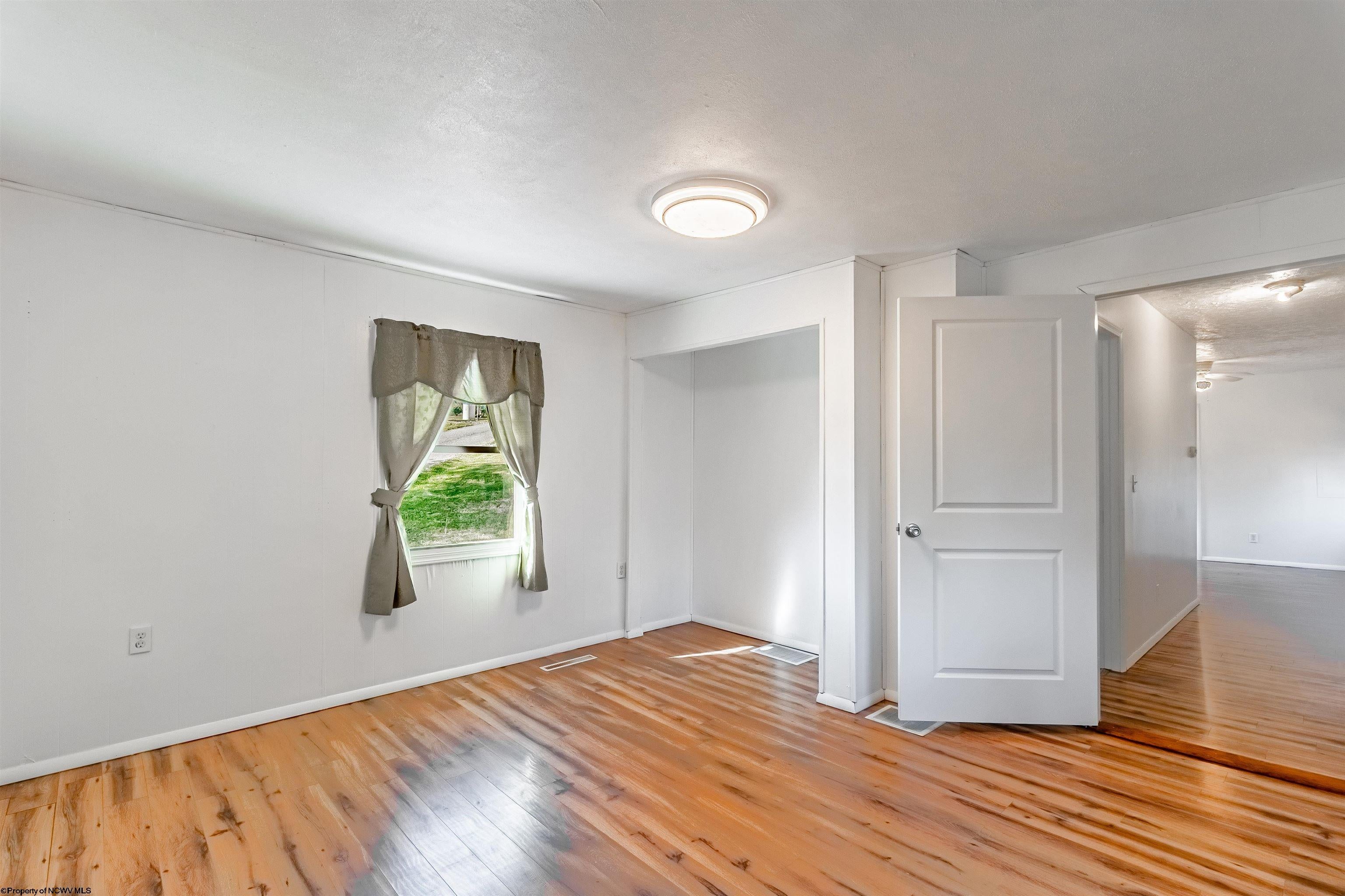 115 Straight Rivesville, WV 26588 - Photo 10 of 24 Gallery Image 10