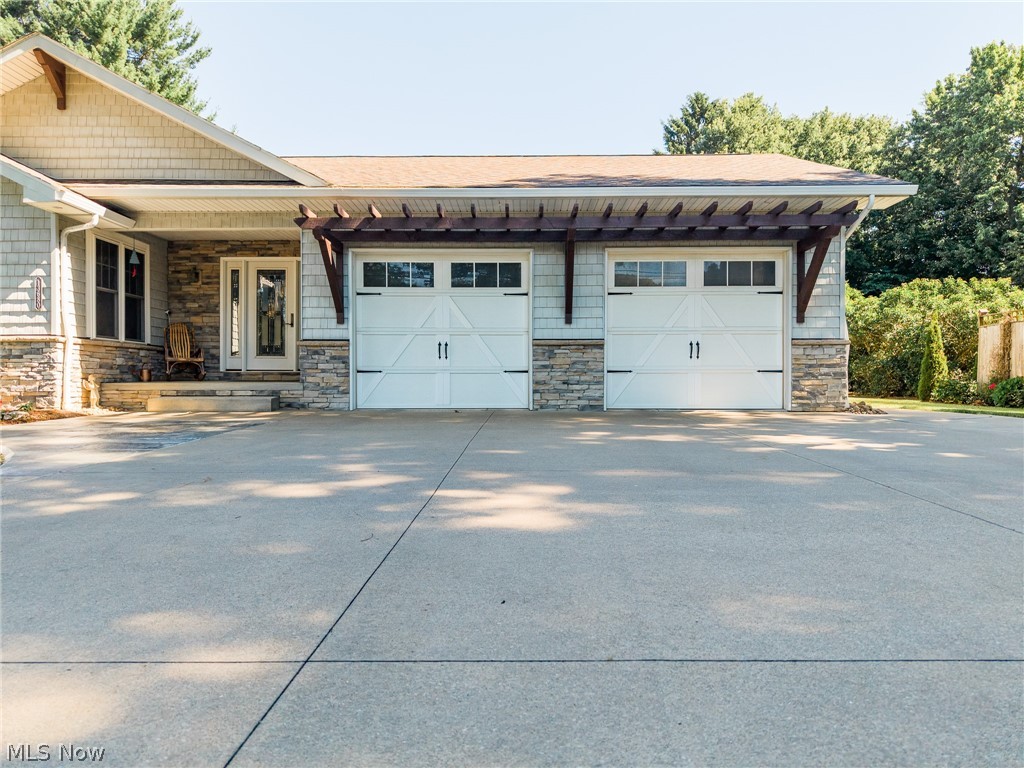 13680 Emerson Road Dalton, OH 44618 - Photo 2 of 35