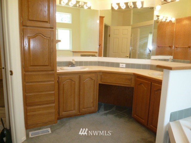 1101 South Scheuber Road, Unit 35 Centralia, WA 98531 - Photo 17 of 20 Gallery Image 17