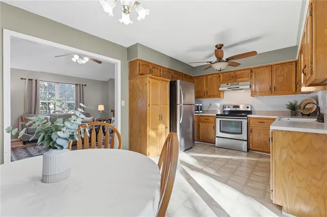 $275,000 | 11207 North Marsh Avenue, Kansas City, MO 64157