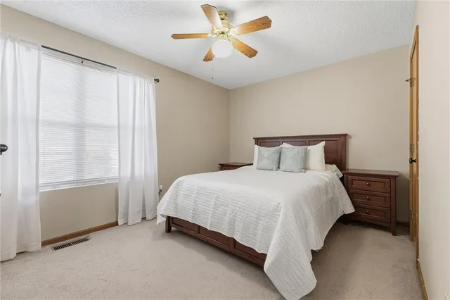 $275,000 | 11207 North Marsh Avenue, Kansas City, MO 64157