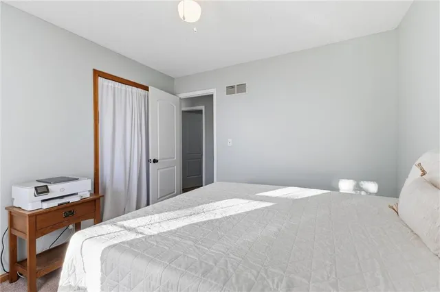 $275,000 | 11207 North Marsh Avenue, Kansas City, MO 64157