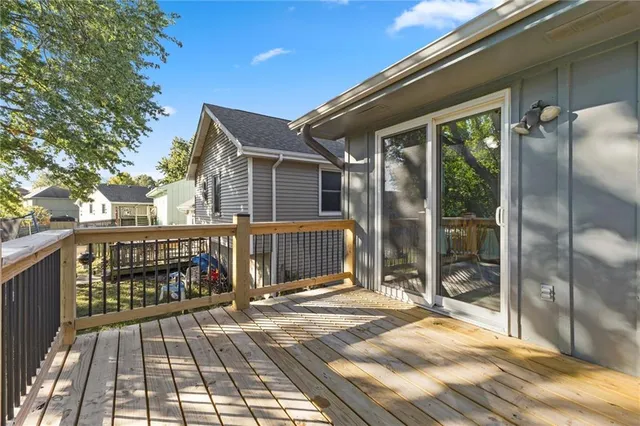 $275,000 | 11207 North Marsh Avenue, Kansas City, MO 64157