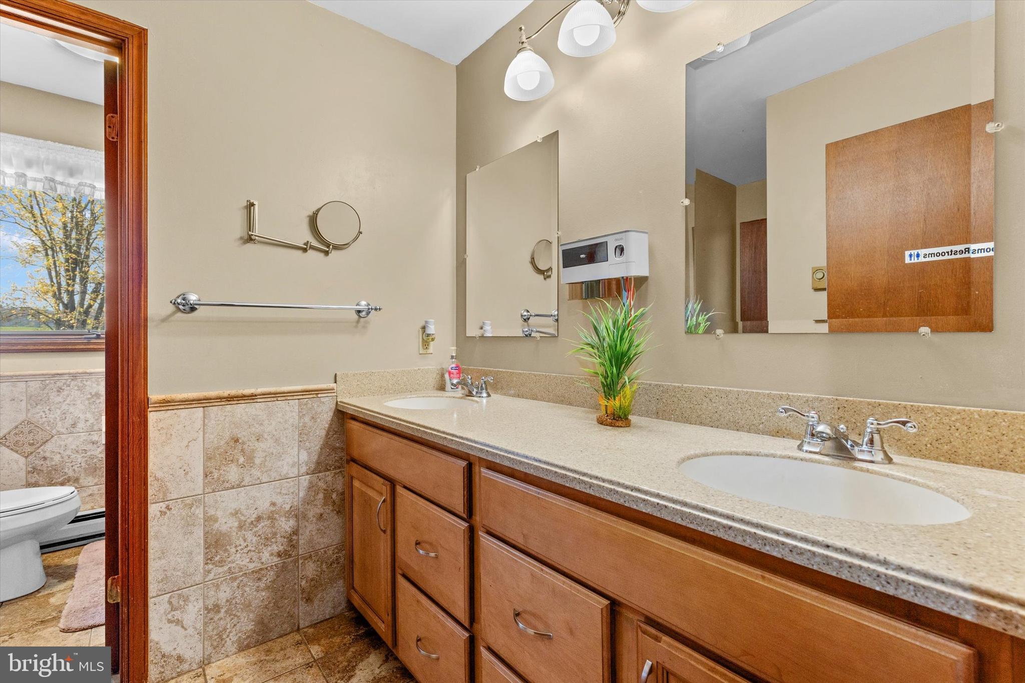 104 Stonehouse Road Carlisle, PA 17015 - Photo 12 of 36 Gallery Image 12