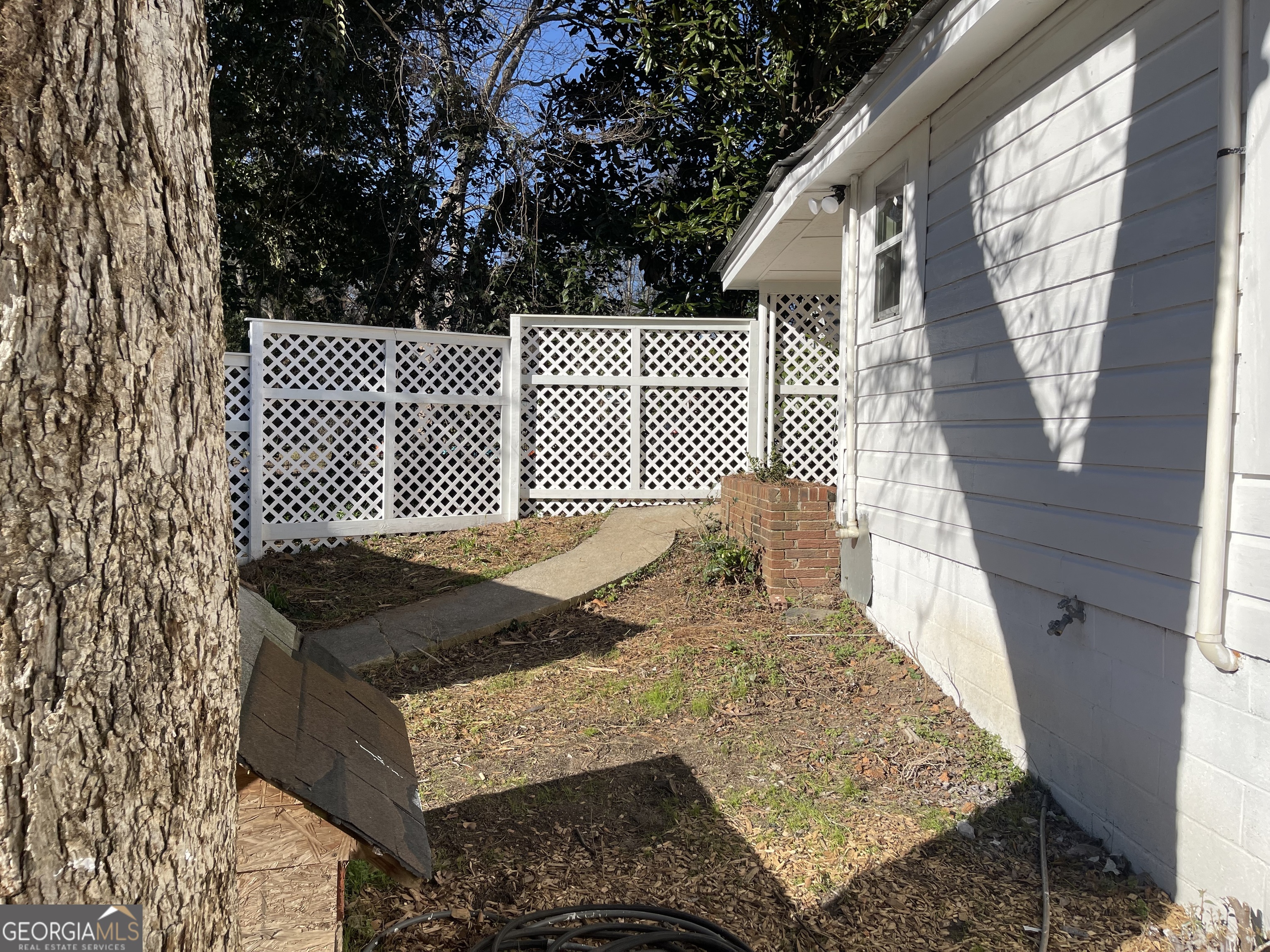 478 South Pond Street Toccoa, GA 30577 - Photo 38 of 46 a black white and black and white door of a house