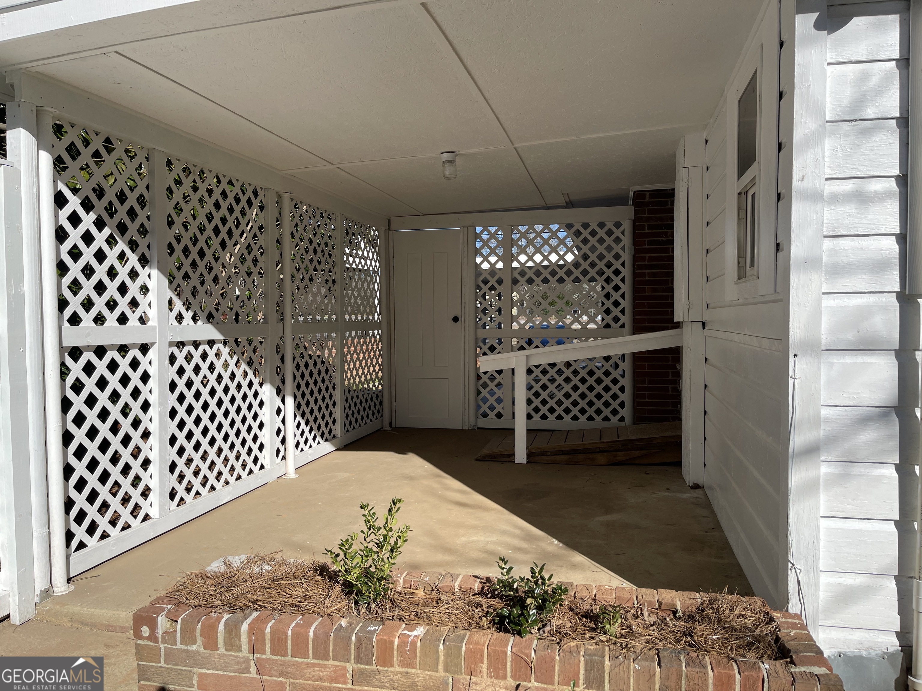 478 South Pond Street Toccoa, GA 30577 - Photo 41 of 46 a view of a balcony