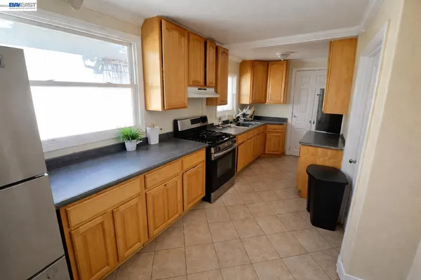 $599,000 | 1710 Gaynor Avenue, Richmond, CA 94801
