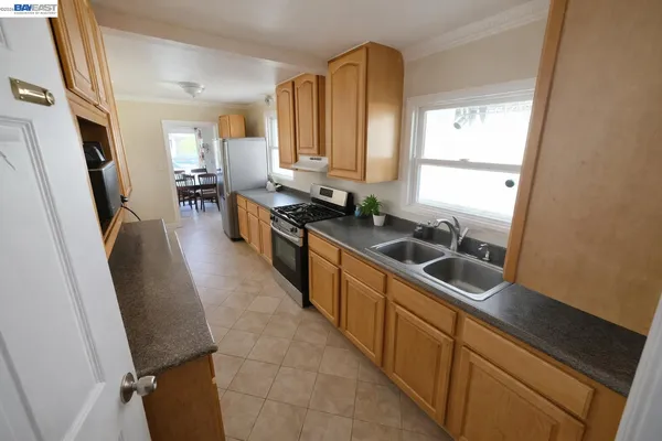 $599,000 | 1710 Gaynor Avenue, Richmond, CA 94801