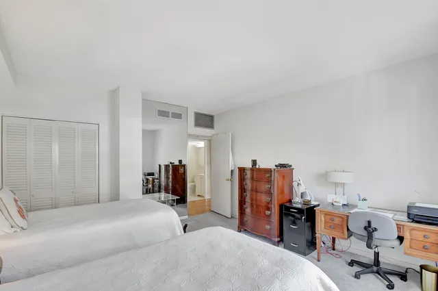 $389,000 | 3230 South Ocean Boulevard, Unit C105, Palm Beach, FL 33480