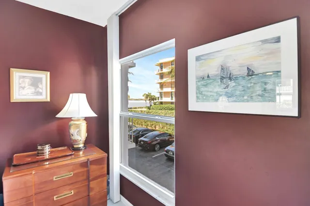 $389,000 | 3230 South Ocean Boulevard, Unit C105, Palm Beach, FL 33480