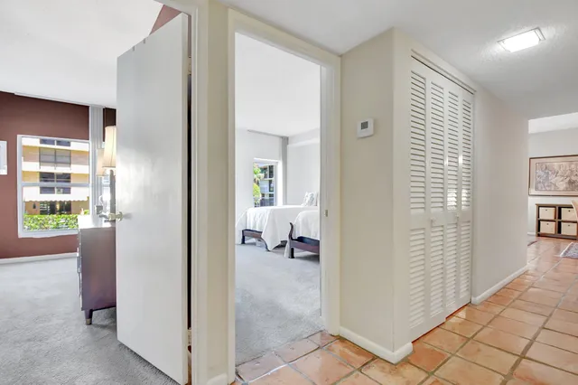 $389,000 | 3230 South Ocean Boulevard, Unit C105, Palm Beach, FL 33480