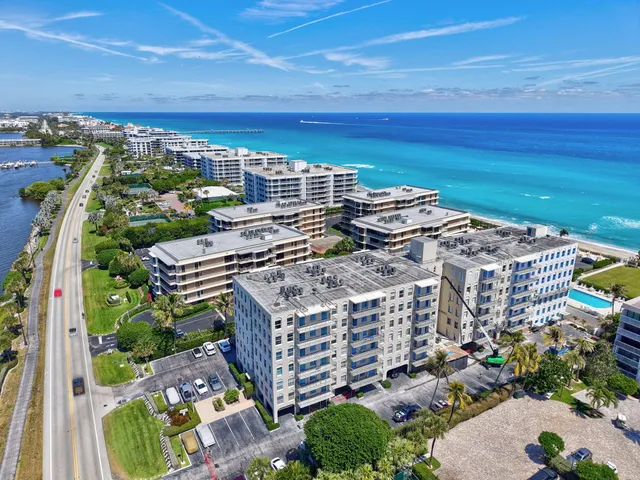 $389,000 | 3230 South Ocean Boulevard, Unit C105, Palm Beach, FL 33480