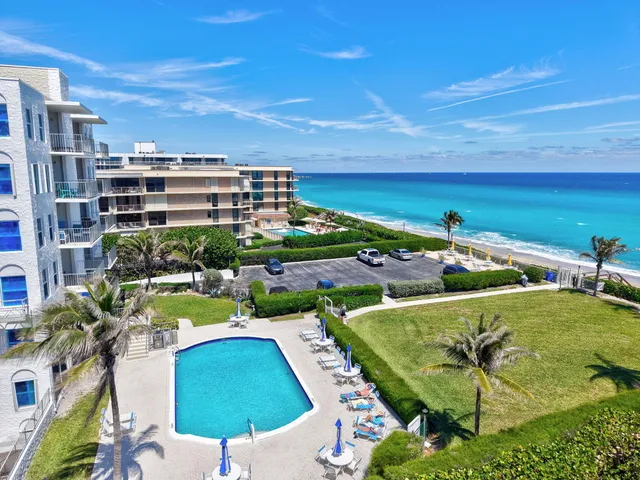 $389,000 | 3230 South Ocean Boulevard, Unit C105, Palm Beach, FL 33480