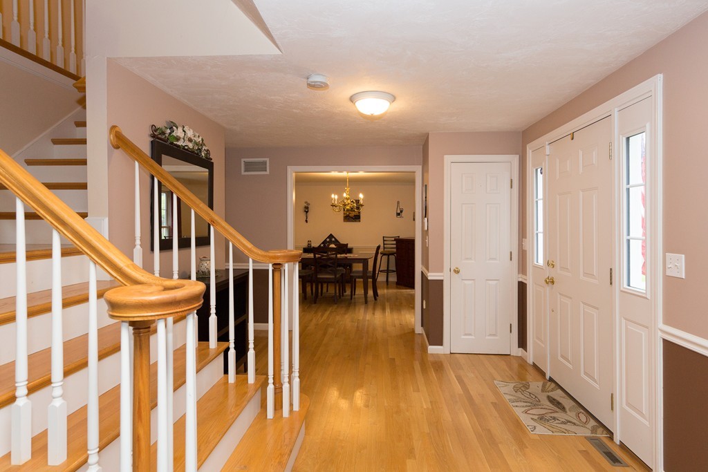 30 Field Pond Road Milford, MA 01757 - Photo 3 of 30 Gallery Image 3