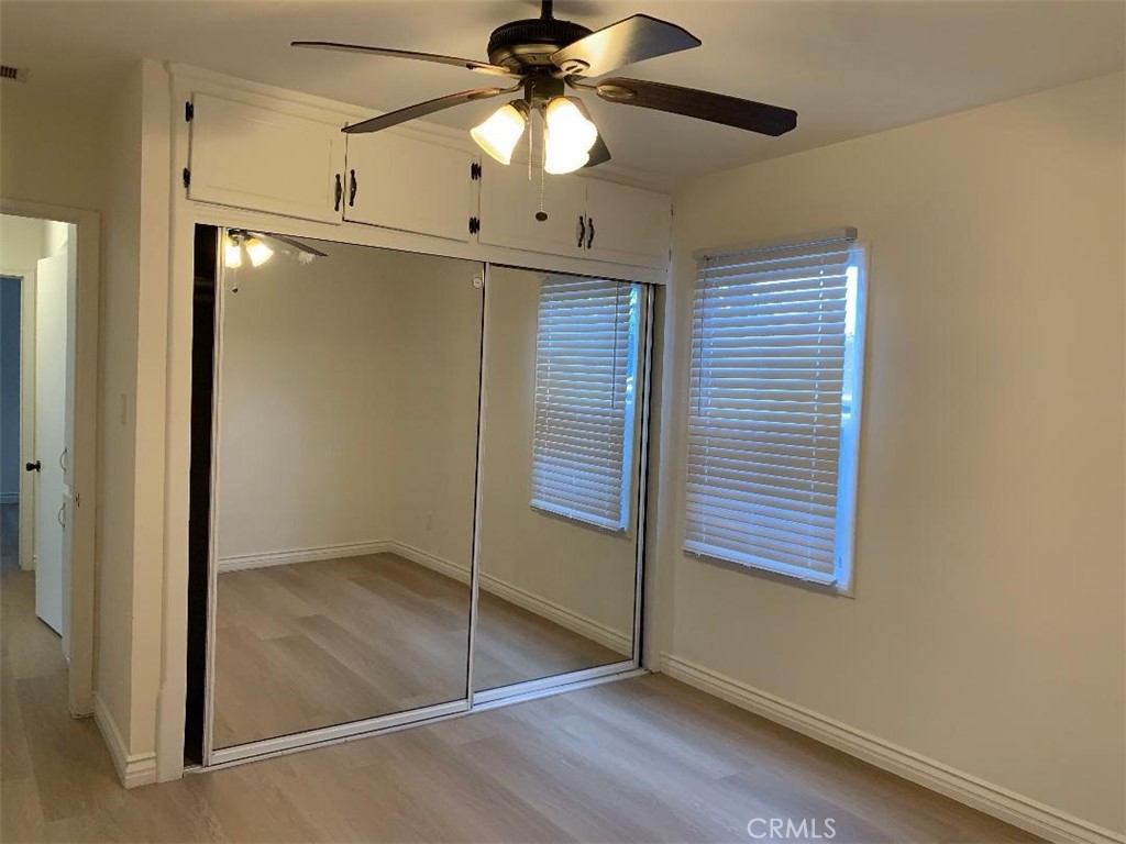 18233 Welby Way Reseda, CA 91335 - Photo 11 of 15