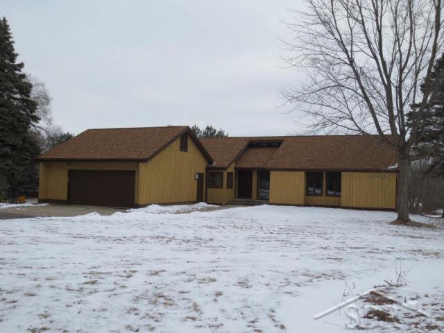 5620 North River Road Freeland, MI 48623 - Photo 2 of 19 20346765-1.JPG