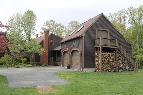 103 Smith Road Charlton, MA 01507 - Photo 4 of 29 Gallery Image 4