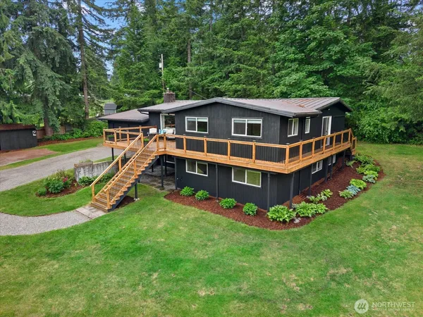 $985,000 | 18015 248th Avenue Southeast, Maple Valley, WA 98038