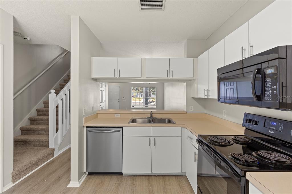 4762 Sabal Key Drive Bradenton, FL 34203 - Photo 2 of 16