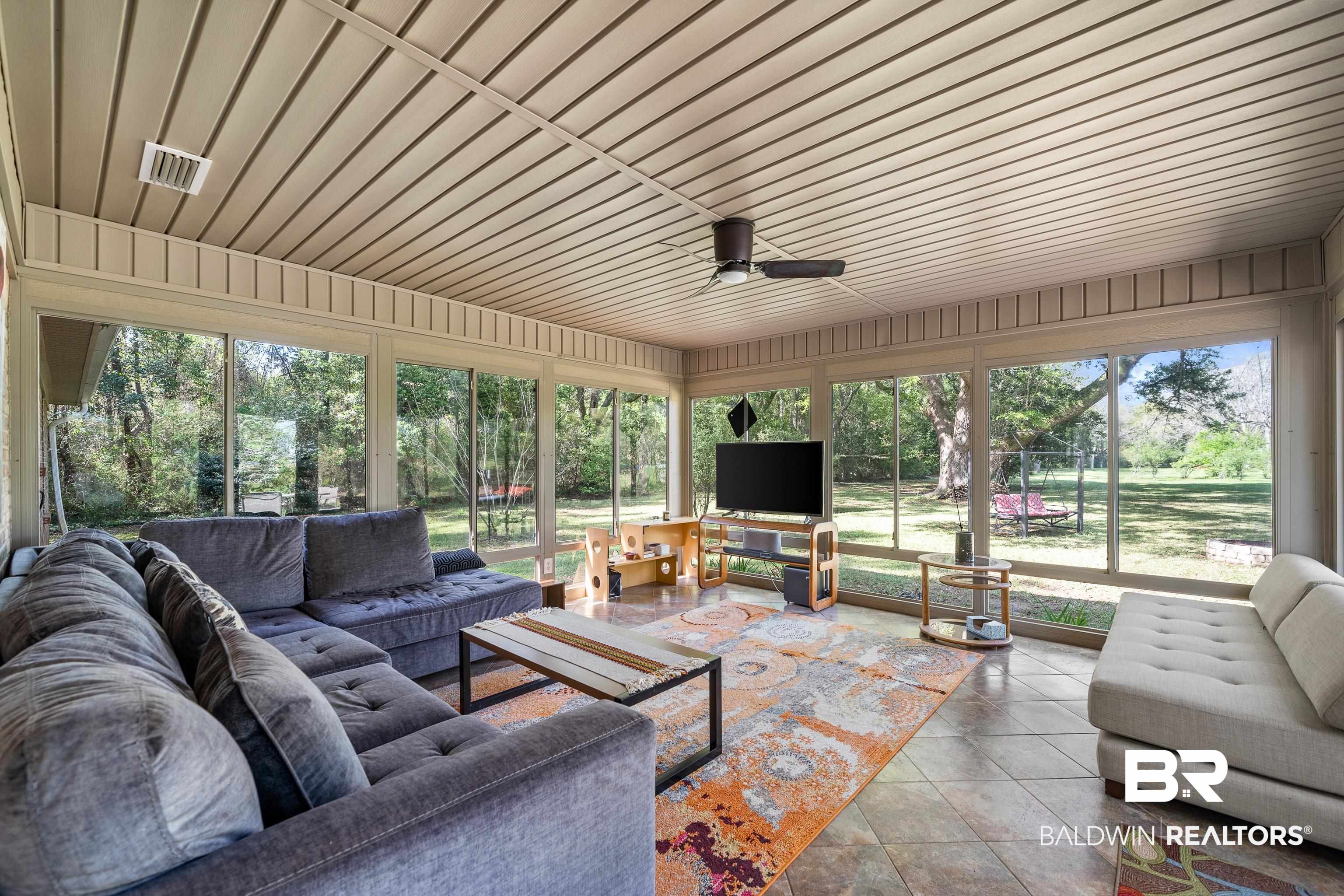 10407 LaLa Road Daphne, AL 36526 - Photo 26 of 47 Sunroom