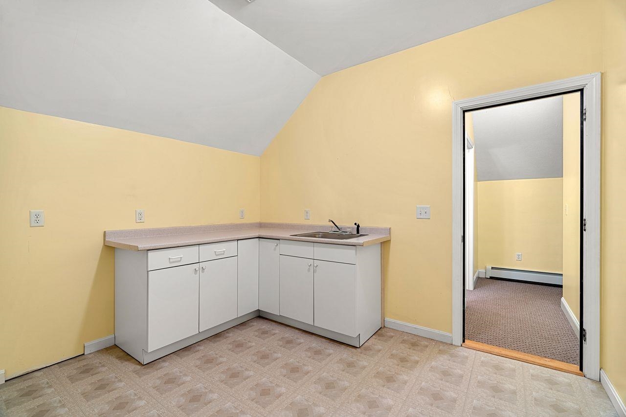 53 Penacook Road Sandown, NH 03873 - Photo 20 of 24 Gallery Image 20