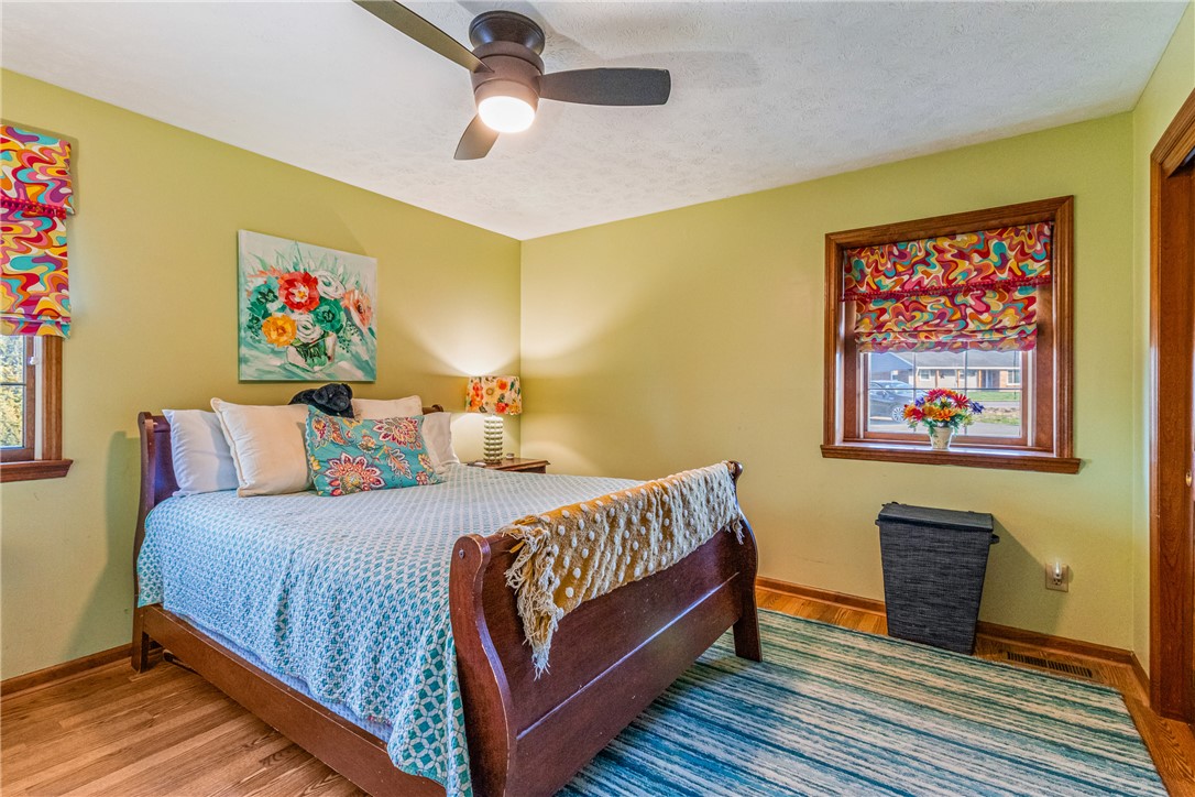 610 West Alex Bell Road Dayton, OH 45459 - Photo 16 of 36 This cozy room offers a comfortable retreat with ample natural light.