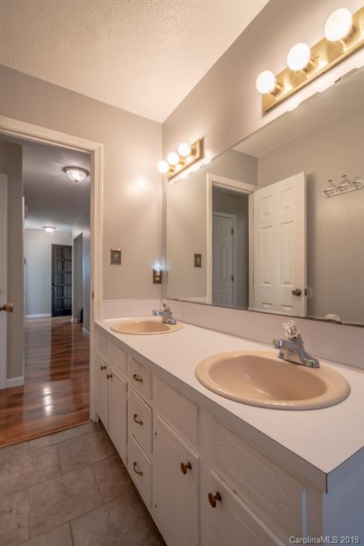 5162 Davidson Road Davidson, NC 28036 - Photo 19 of 24 Gallery Image 19
