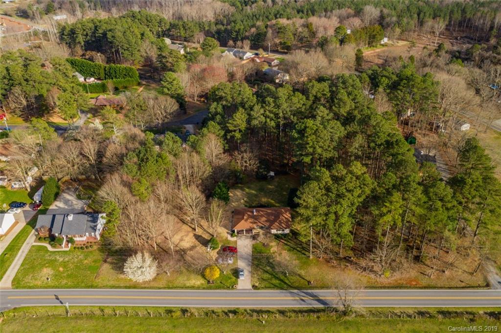 5162 Davidson Road Davidson, NC 28036 - Photo 3 of 24 Gallery Image 3