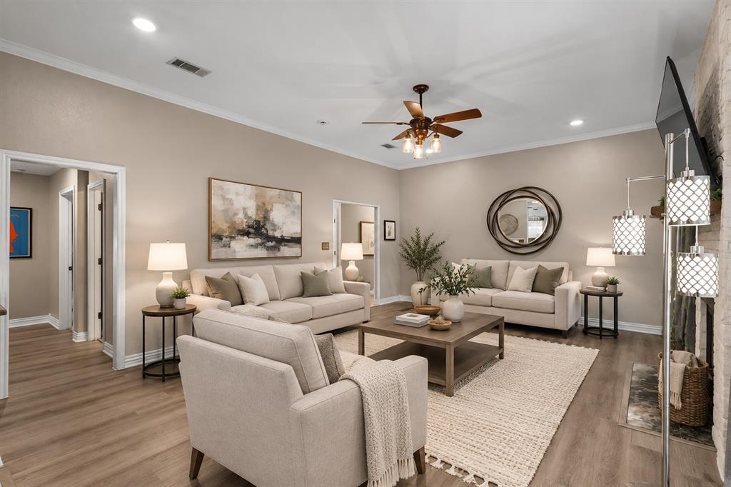 1701 Oakmeadow Drive Decatur, TX 76234 - Photo 6 of 33 Virtually Staged