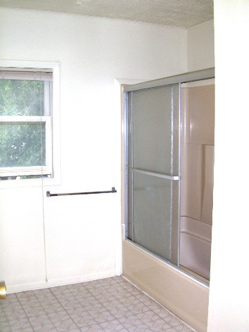 115 West Mansion Street Jackson, MI 49203 - Photo 4 of 9 Photo 4