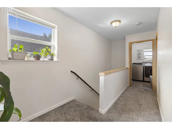 $349,000 | 162 Fenton Avenue, Unit C, Molalla, OR 97038