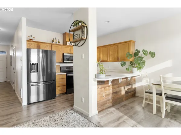 $349,000 | 162 Fenton Avenue, Unit C, Molalla, OR 97038