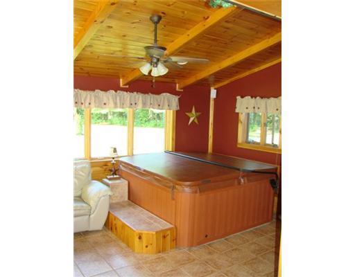26 Webb Road Waterville, ME 04901 - Photo 16 of 24 Den/Family/Great Room.