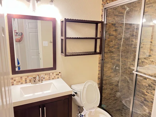 $2,200 | 2030 Waverly Glend Drive, Katy, TX 77450